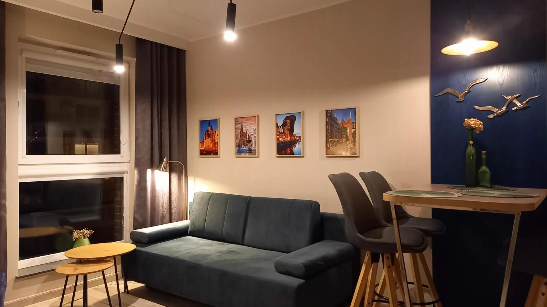 B12 Apartments By Marina Gdansk - Old Town 3*,
