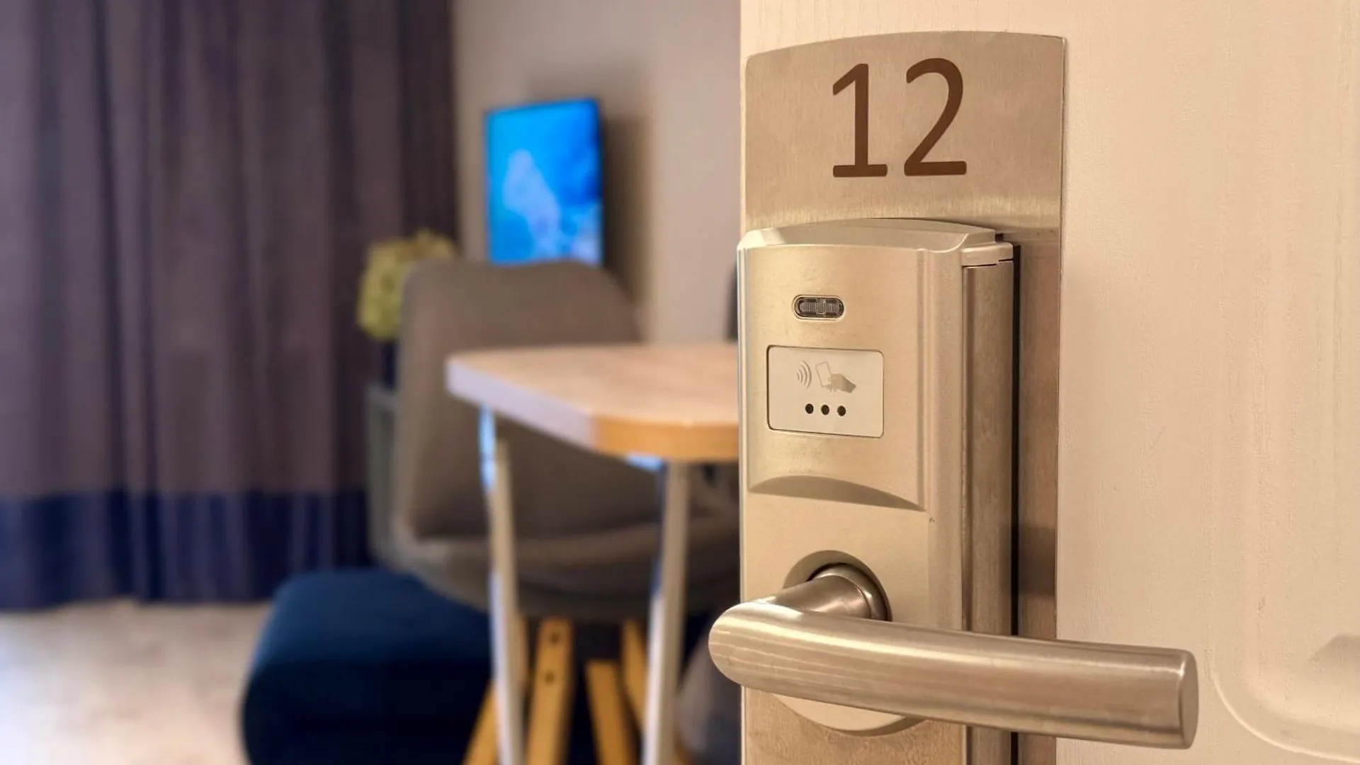 B12 Apartments By Marina Gdansk - Old Town 3*,