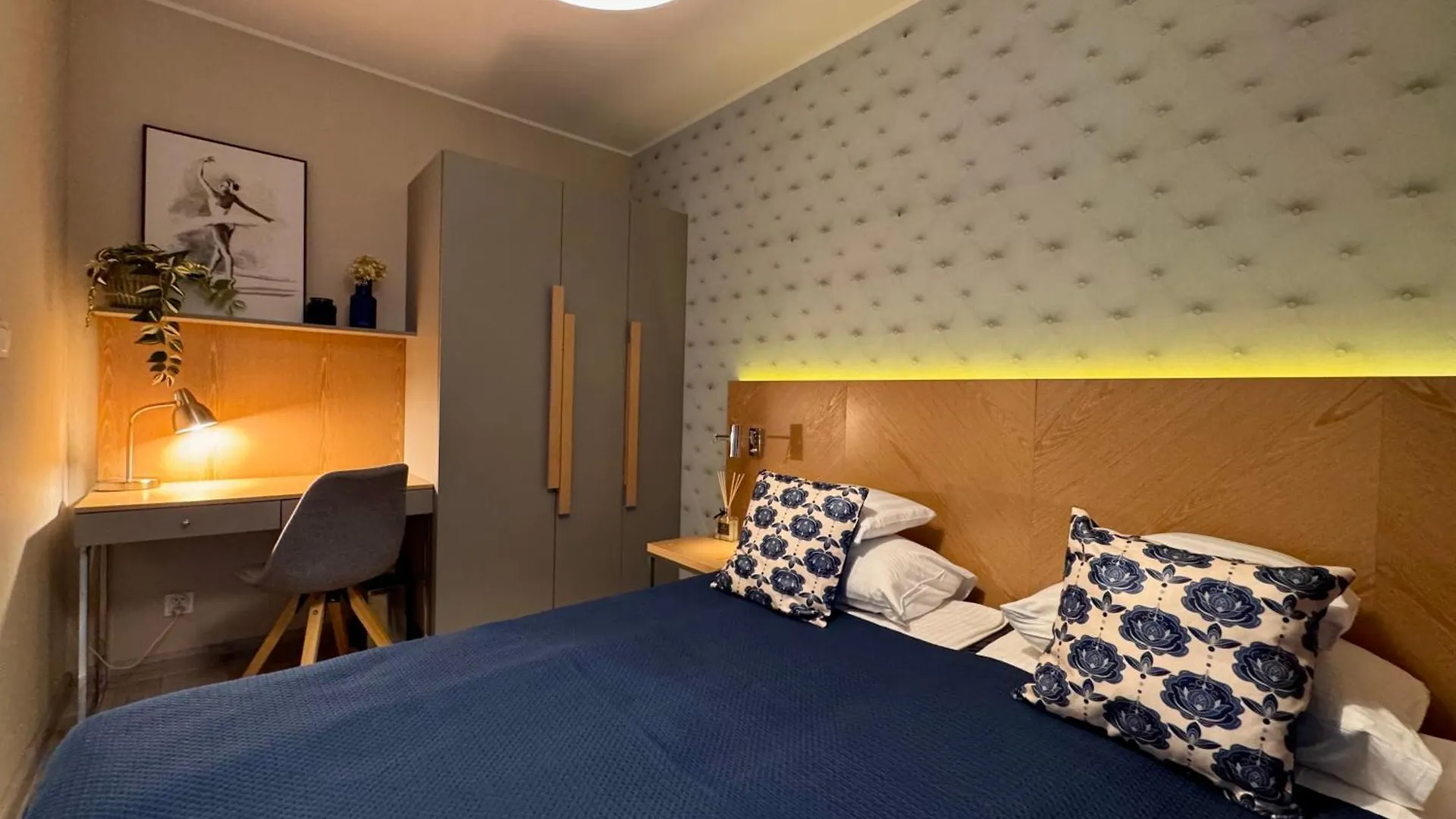 B12 Apartments By Marina Gdansk - Old Town Aparthotel