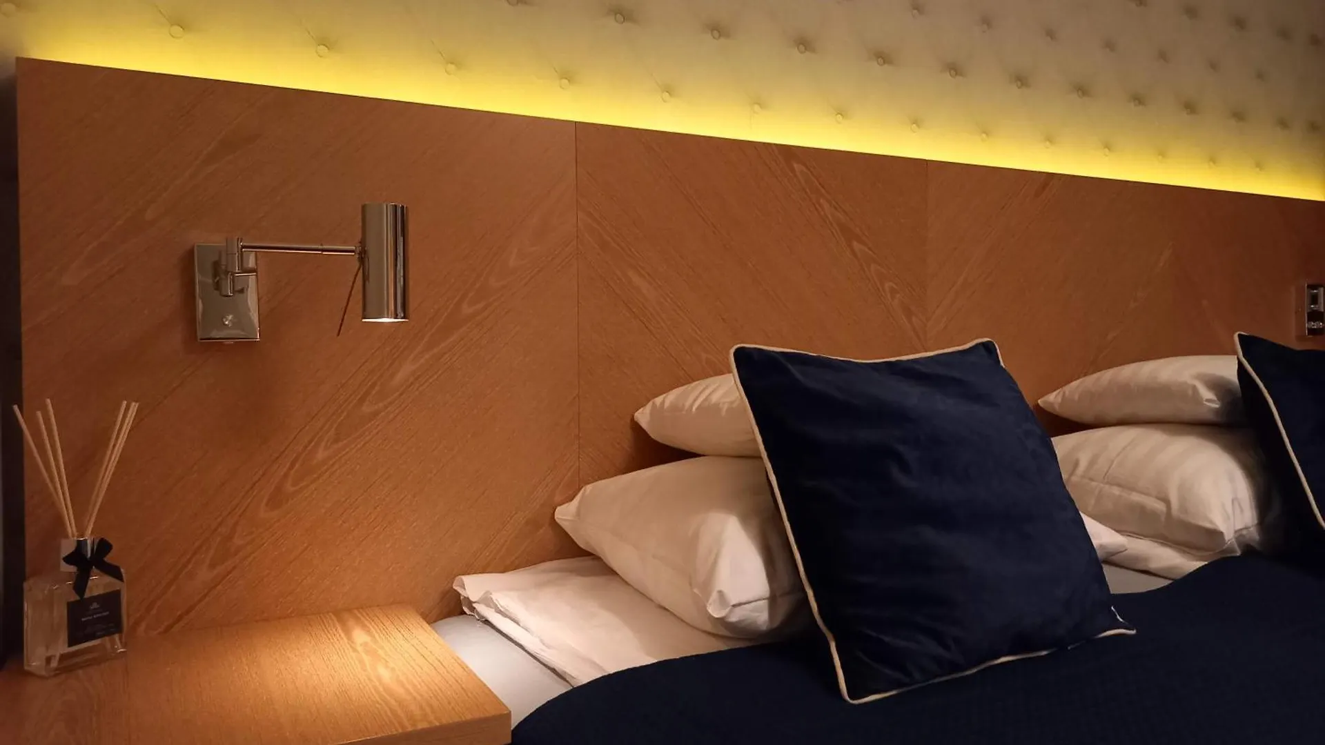 B12 Apartments By Marina Gdansk - Old Town Aparthotel